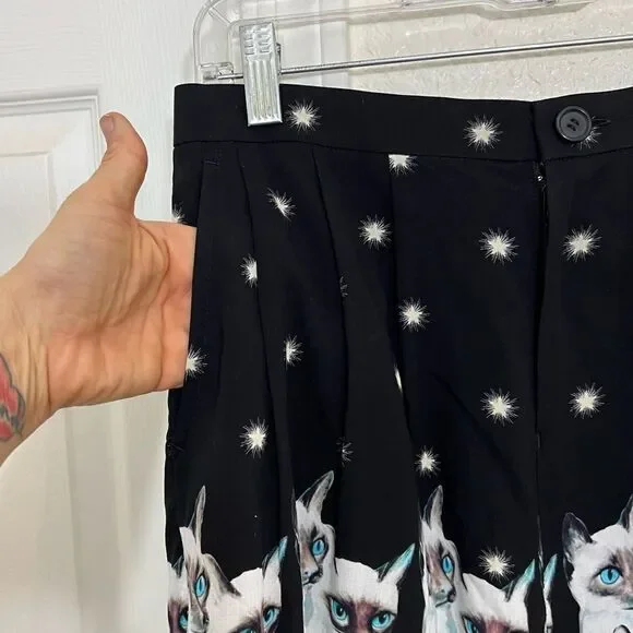 Undercover Jun Takahashi Cat Printed Rayon Shorts Black White New Size 2 - Picture 6 of 15